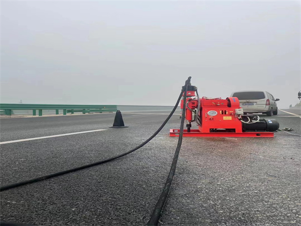 庆元马路路基路面开裂下沉注浆加固灌浆